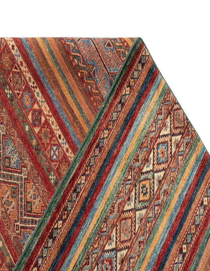 Detail image of  6' 10 x 9' 8 Ariana Rug