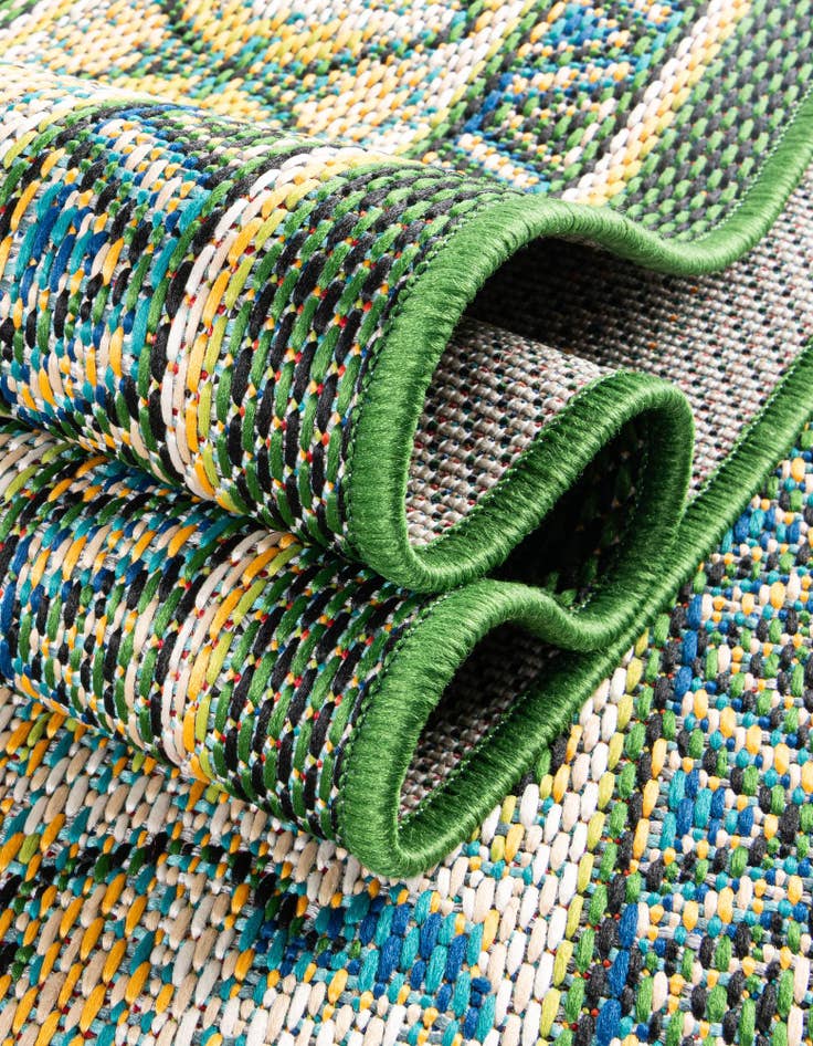 Detail image of  6' x 9'  Washable Baja Indoor / Outdoor Rug