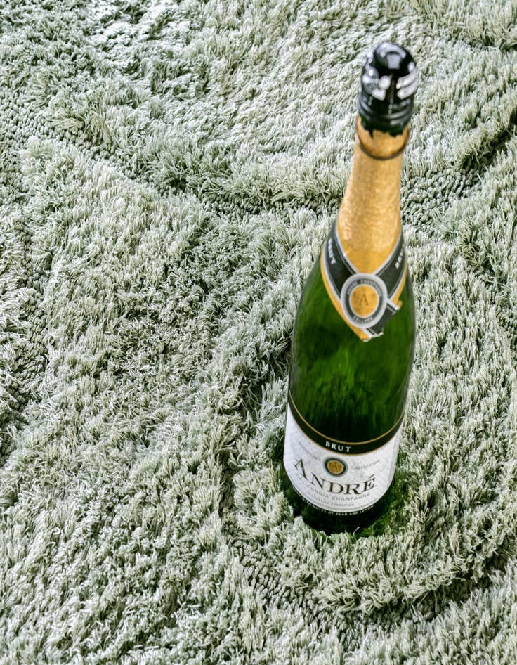 Detail image of  8' x 10' Botanical Shag Rug