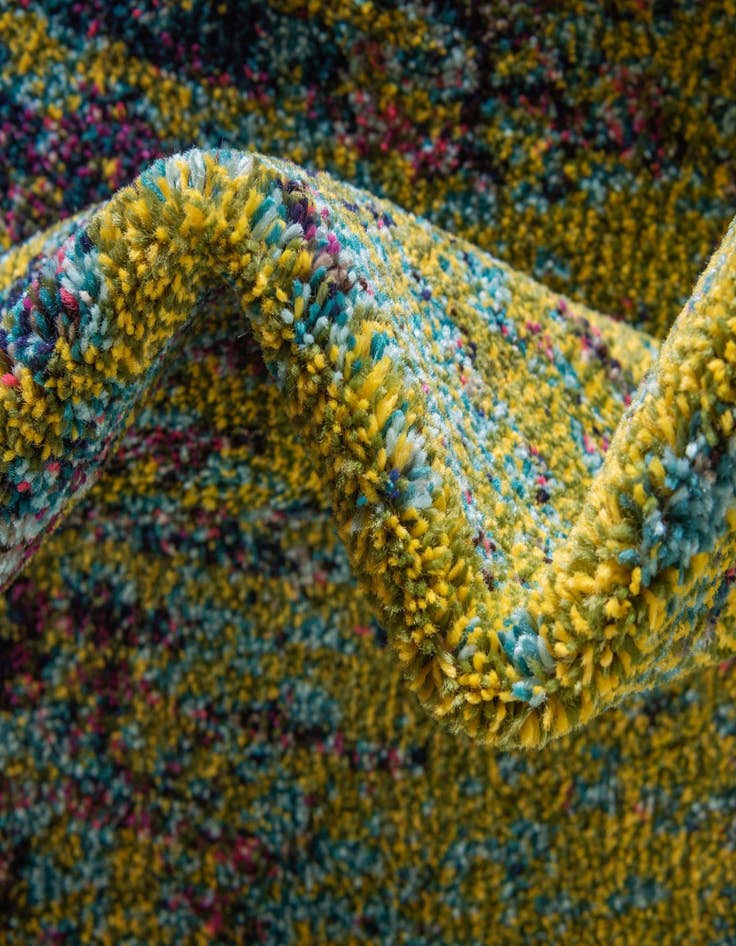 Detail image of  8' x 10'  Washable Carnevale Rug