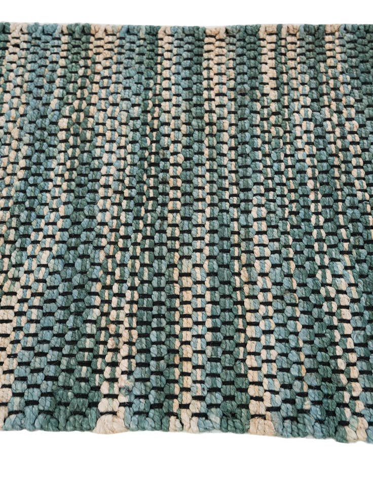 Detail image of  2' 3 x 4'  Hand Woven Chunky Jute Rug