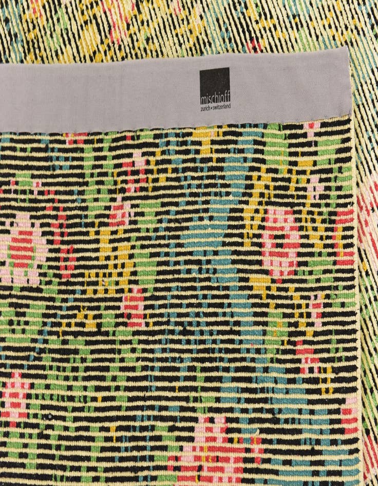 Detail image of  6' x 8' 2  Hand Knotted Darya Rug