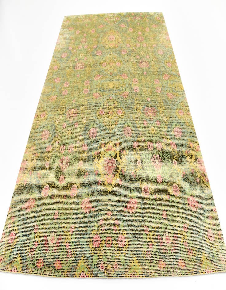 Detail image of  6' x 8' 2  Hand Knotted Darya Rug