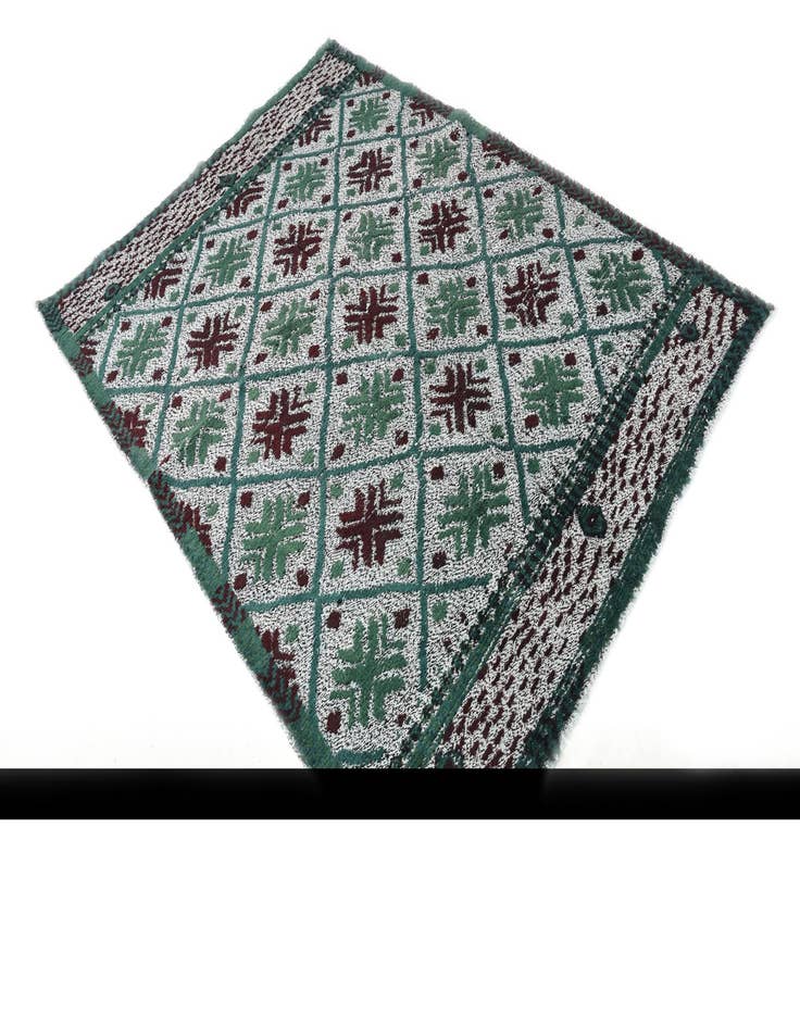 Detail image of  4' 10 x 6' 11  Hand Knotted Darya Wool Rug