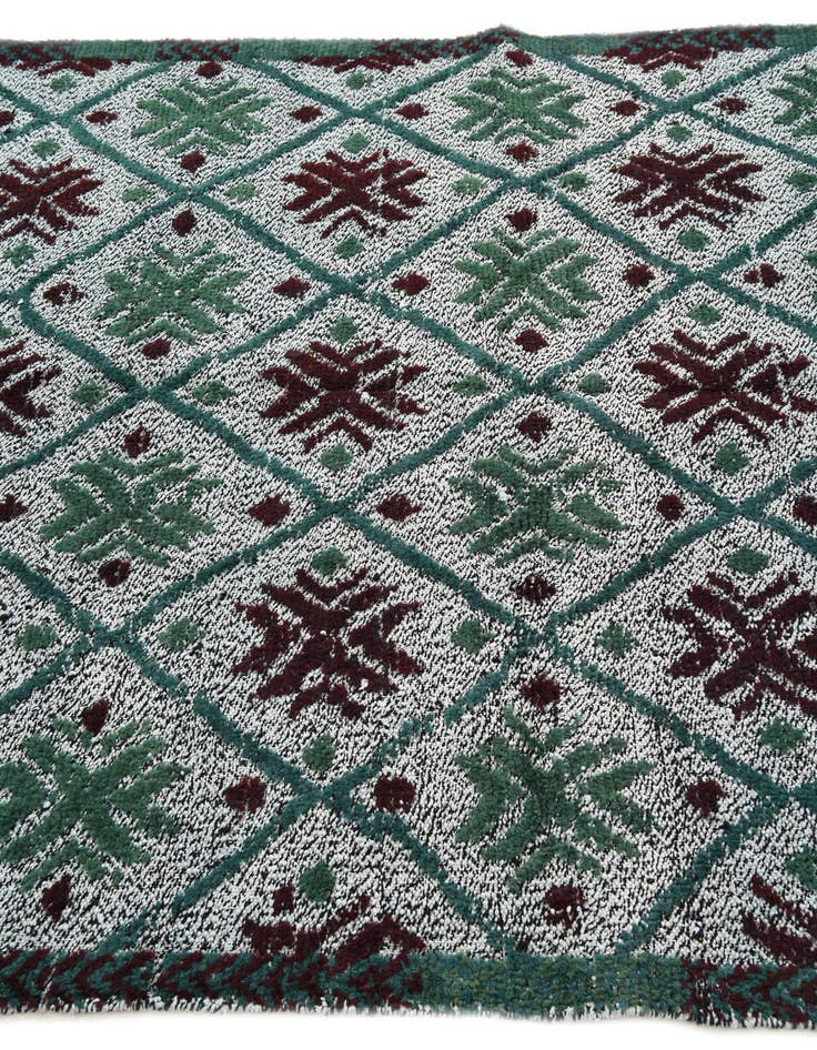 Detail image of  4' 10 x 6' 11  Hand Knotted Darya Wool Rug