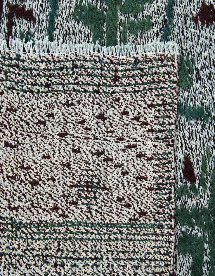 Detail image of  4' 10 x 6' 11  Hand Knotted Darya Wool Rug