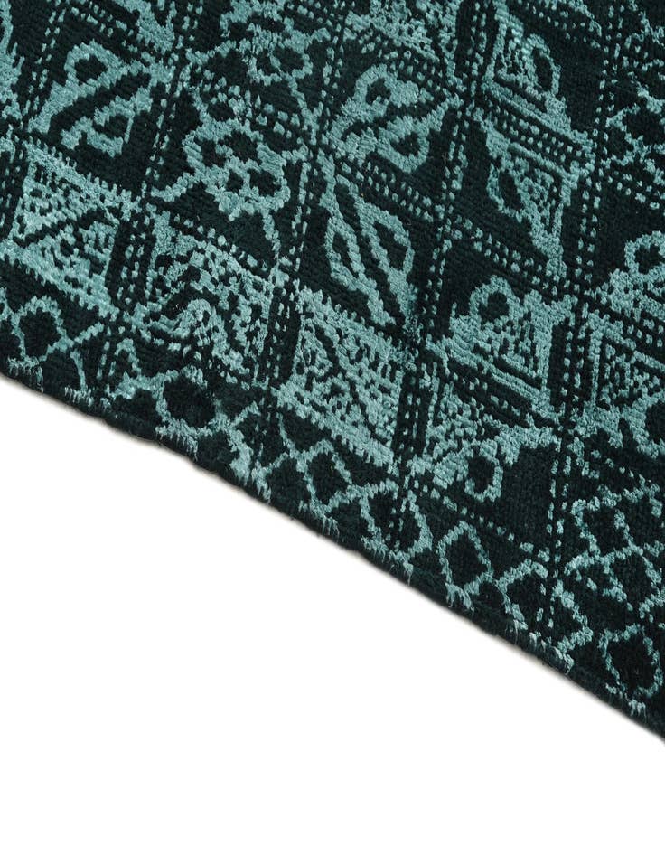 Detail image of  5' x 8'  Hand Knotted Darya Rug