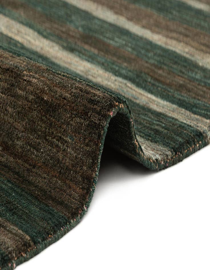 Detail image of  5' x 6' 9  Hand Knotted Gabbeh Wool Rug