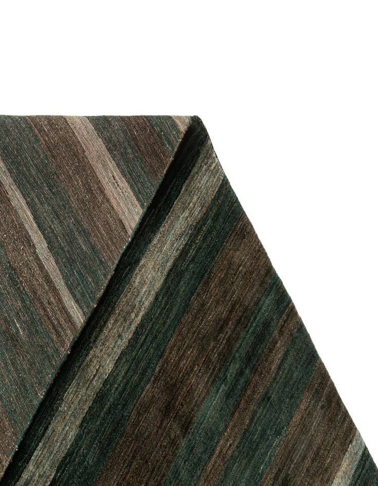 Detail image of  5' x 6' 9  Hand Knotted Gabbeh Wool Rug