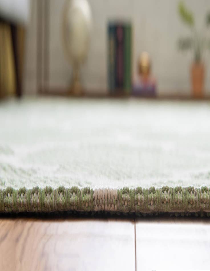 Detail image of  4' 2 x 6' Georgia Rug