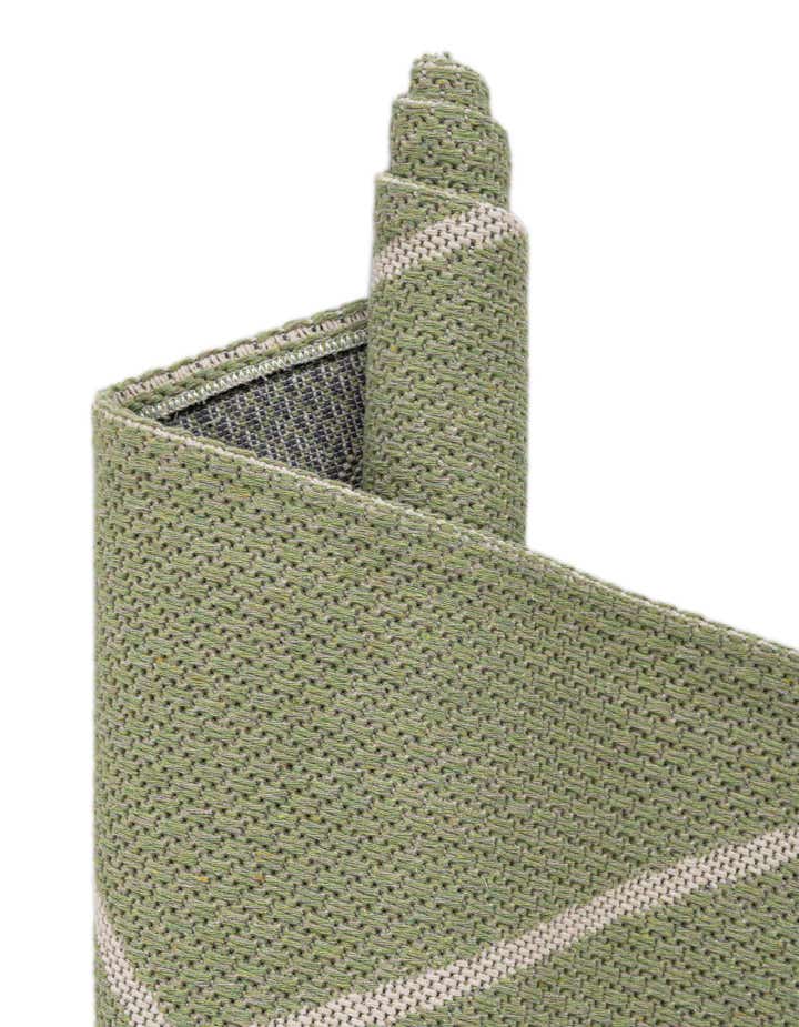 Green 4' 2 x 6' Georgia Rug | Rugs.com