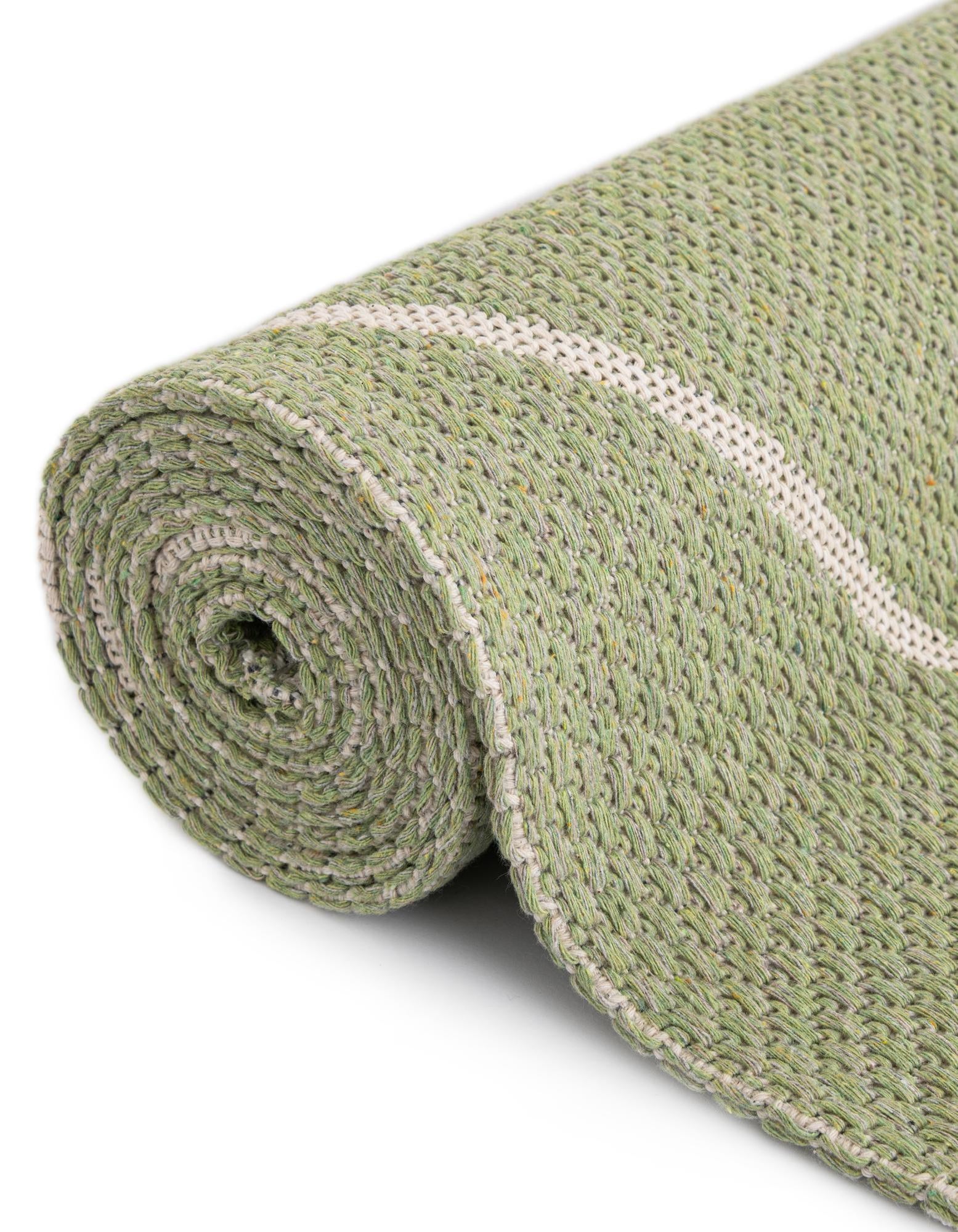 Green 4' 2 x 6' Georgia Rug | Rugs.com