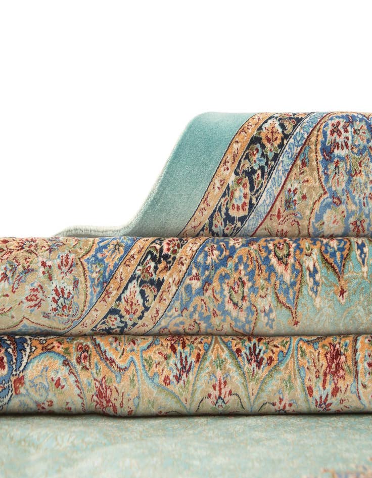 Detail image of  4' 9 x 7' 5 Ghom Design Rug