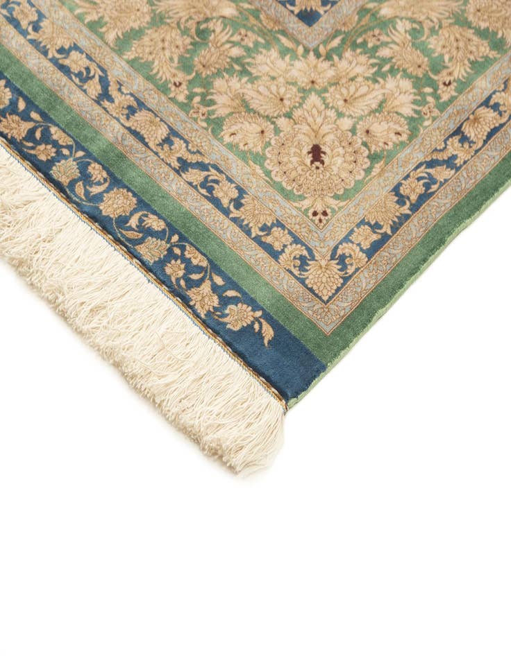 Detail image of  6' 9 x 9' 11 Ghom Design Rug