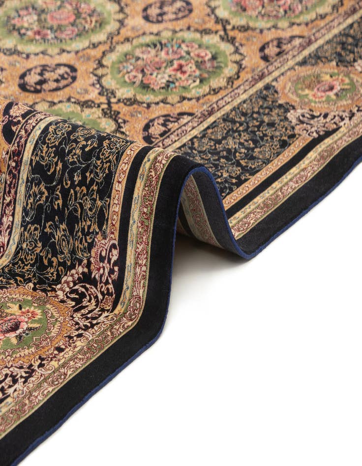 Detail image of  6' 6 x 9' 8 Ghom Design Rug