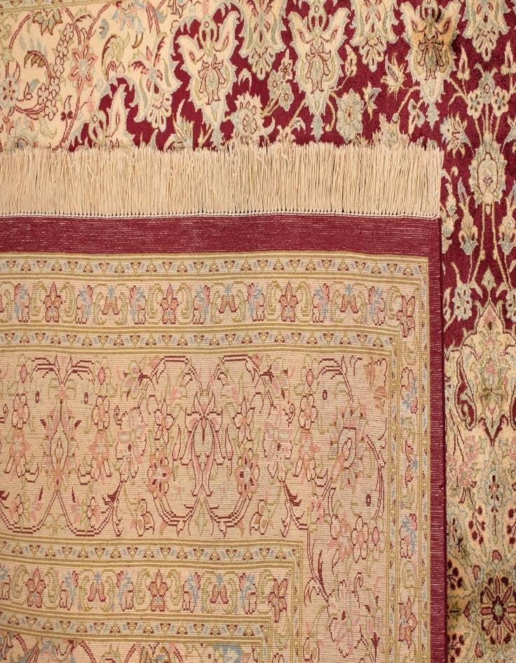 Detail image of  4' 4 x 6' 6 Ghom Silk Rug