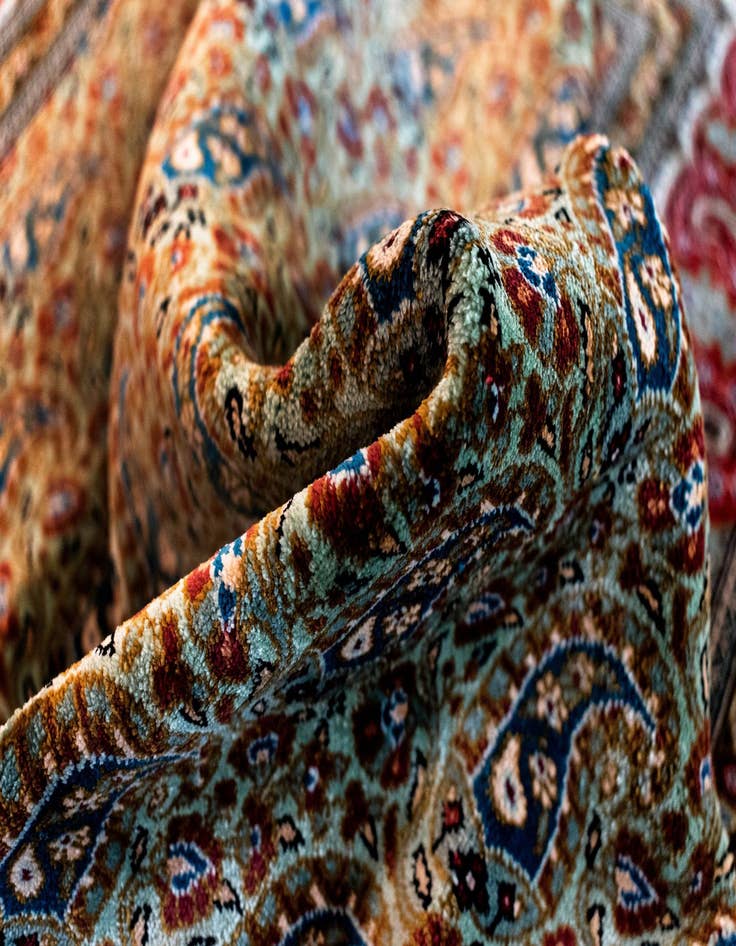 Detail image of  3' 3 x 4' 8 Ghom Silk Rug
