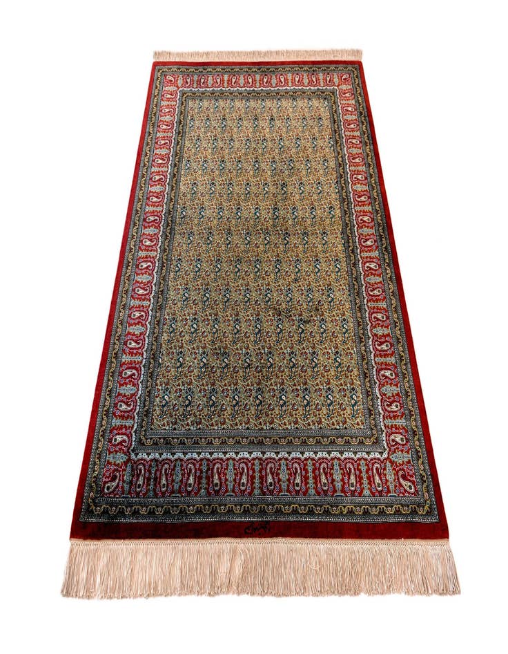 Detail image of  3' 3 x 4' 8 Ghom Silk Rug