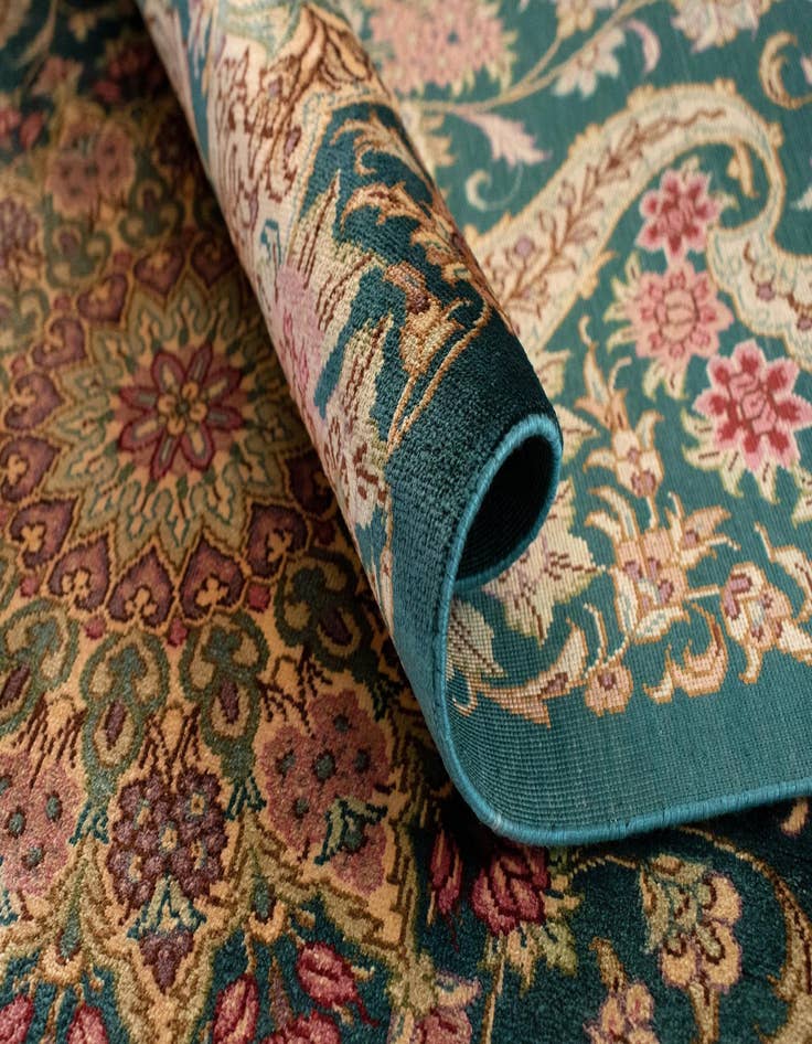 Detail image of  3' 3 x 4' 11 Ghom Silk Rug