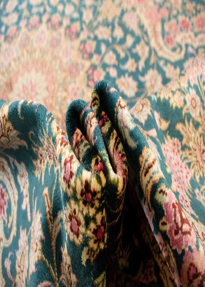 Detail image of rug
