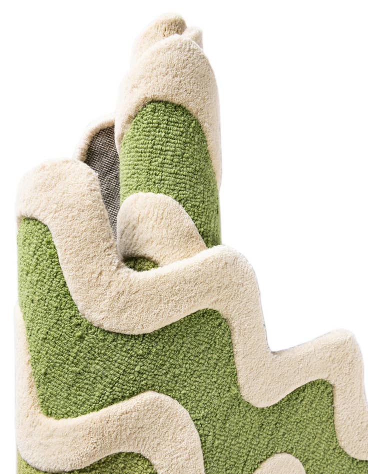 Detail image of  7' 10 x 10' Happy Rugs Wiggles Wool