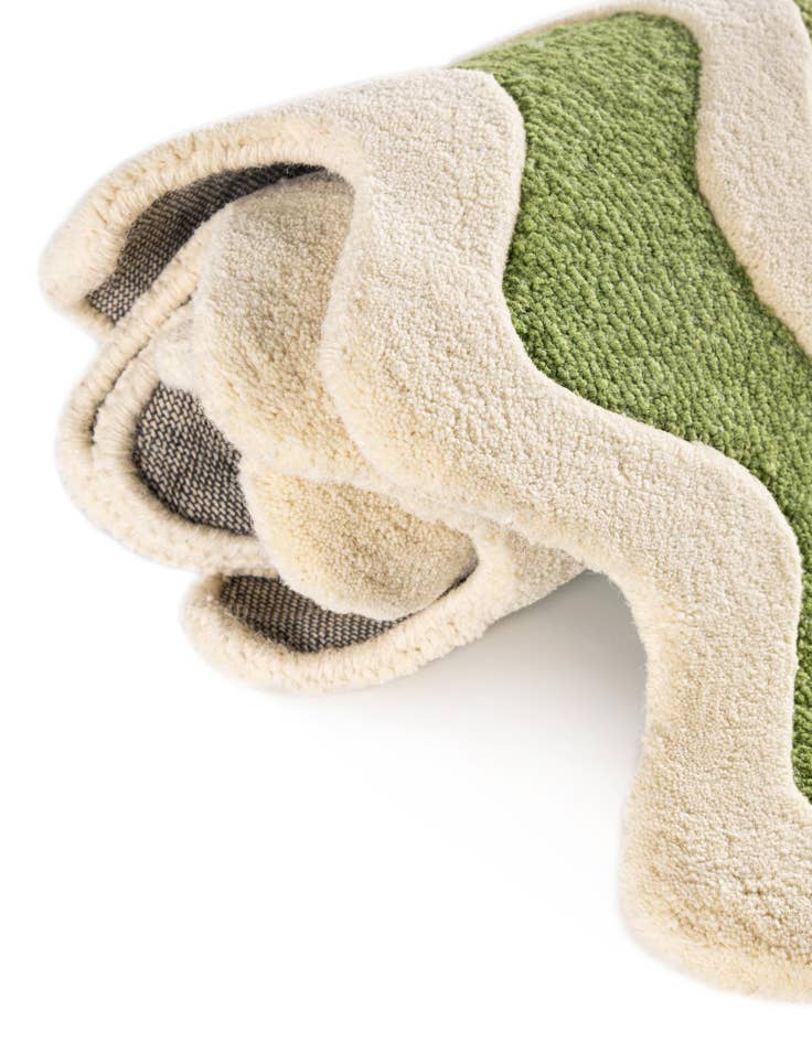 Detail image of  7' 10 x 10' Happy Rugs Wiggles Wool