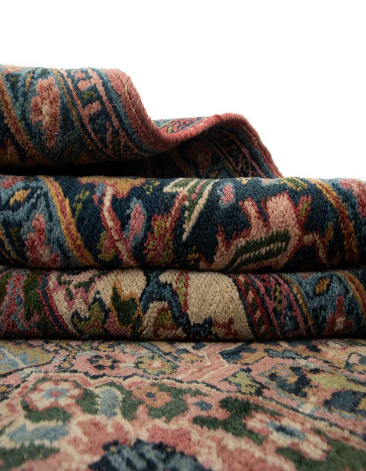 Detail image of 5' 11 x 9' Hand Knotted Heriz Persian Wool Rug