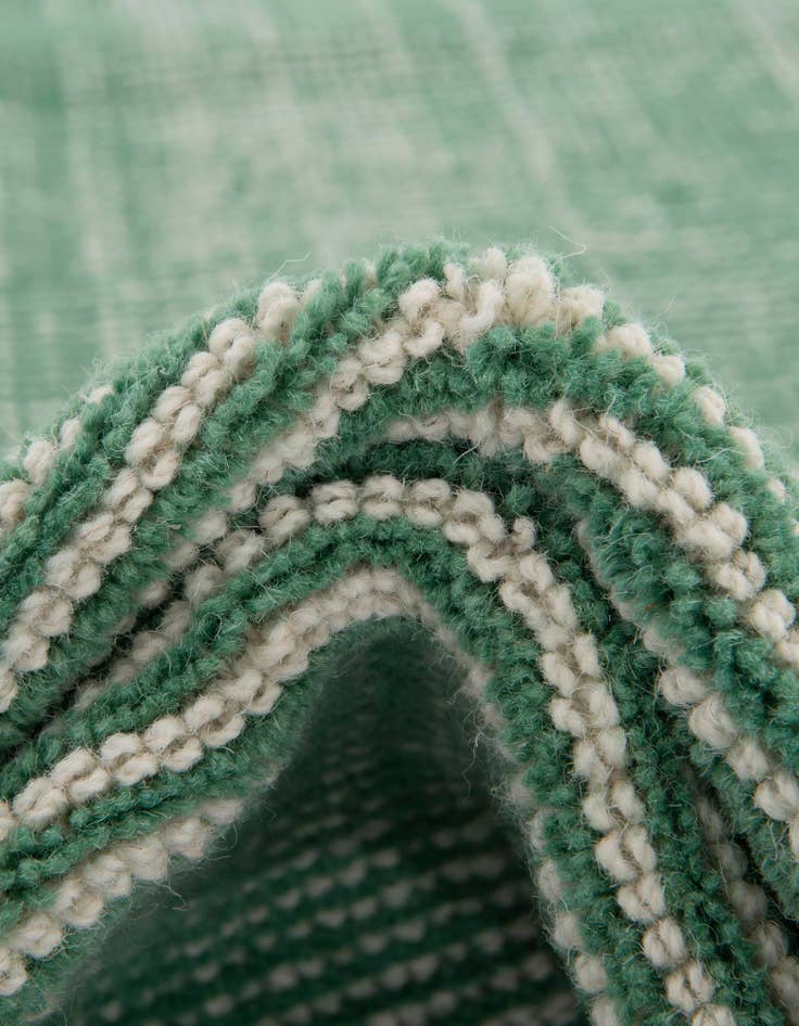 Detail image of  7' 1 x 10'  Hand Woven Jill Zarin English Manor Farmhouse Wool Rug