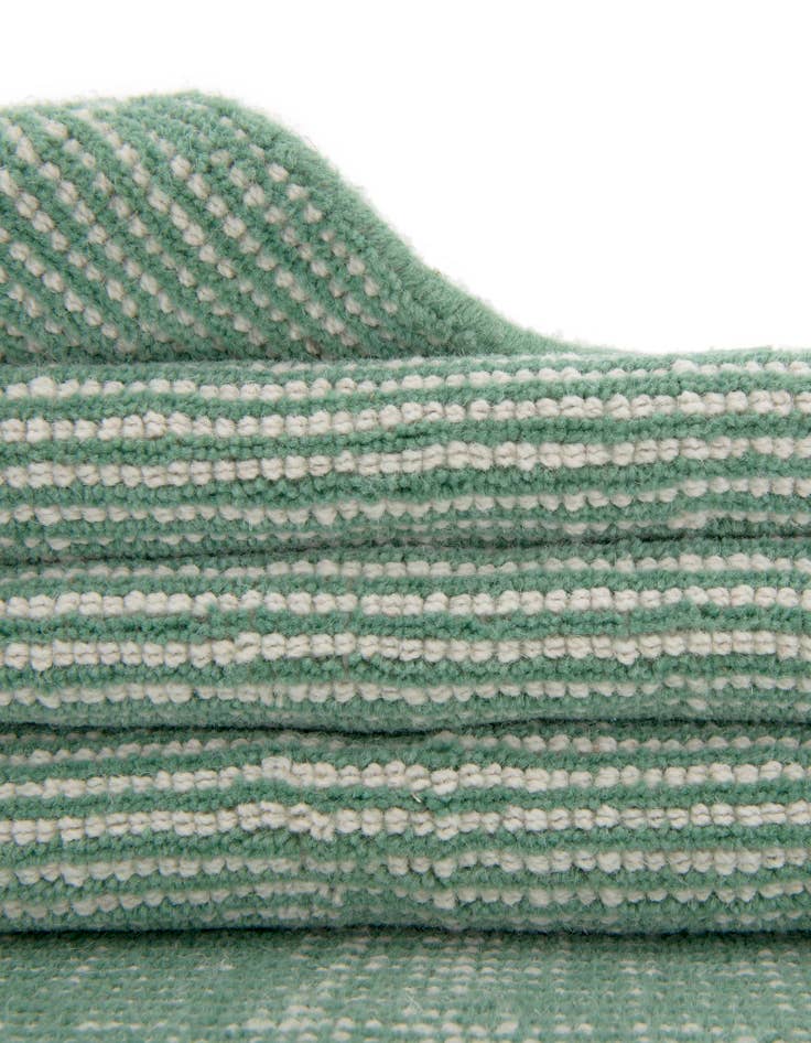 Detail image of  7' 1 x 10'  Hand Woven Jill Zarin English Manor Farmhouse Wool Rug