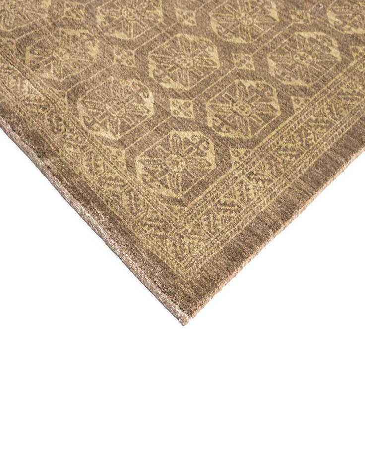 Detail image of  5' 7 x 7' 10 Juma Wool Rug