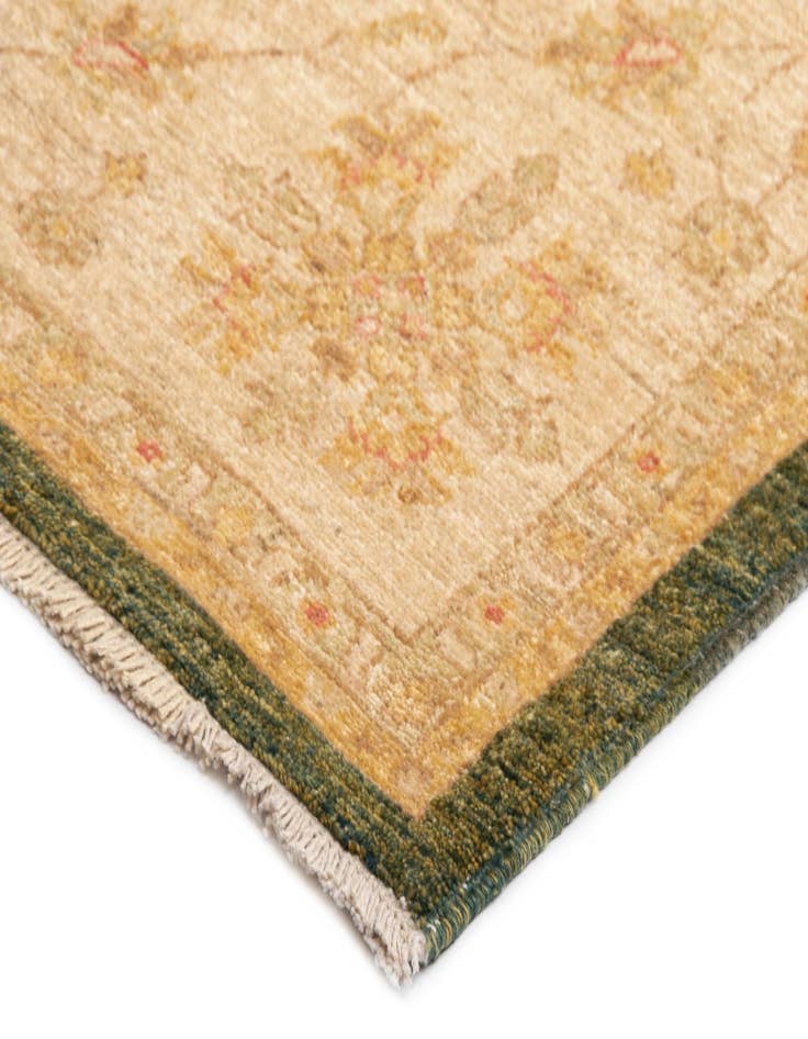 Detail image of  8' 3 x 9' 4 Kaizar Wool Rug