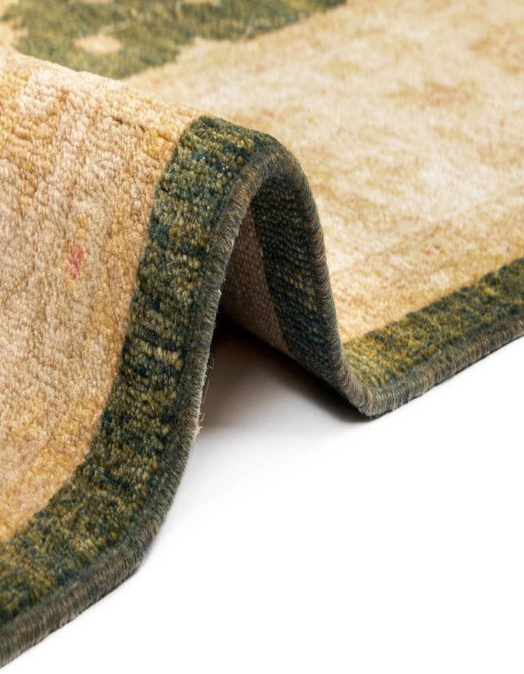 Detail image of  8' 3 x 9' 4 Kaizar Wool Rug