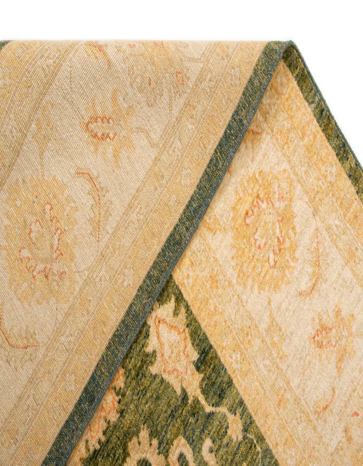 Detail image of 8' 10 x 11' 10 Kaizar Wool Rug