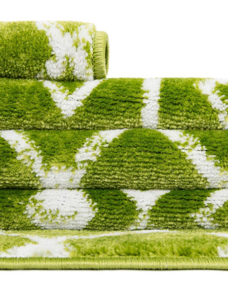 Detail image of  9' x 12' Kasbah Trellis Rug