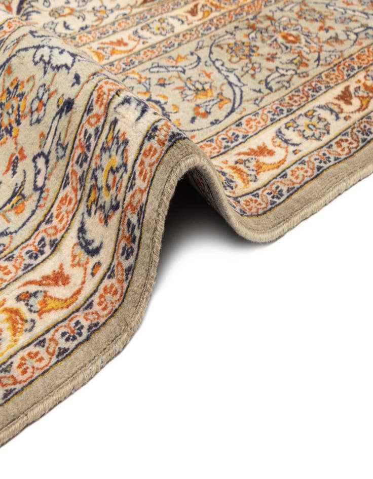 Detail image of  9' 11 x 13' 3 Kashan Wool Rug