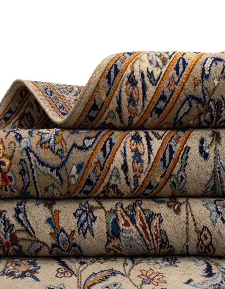 Detail image of  10' 6 x 13' 6 Kashan Wool Rug