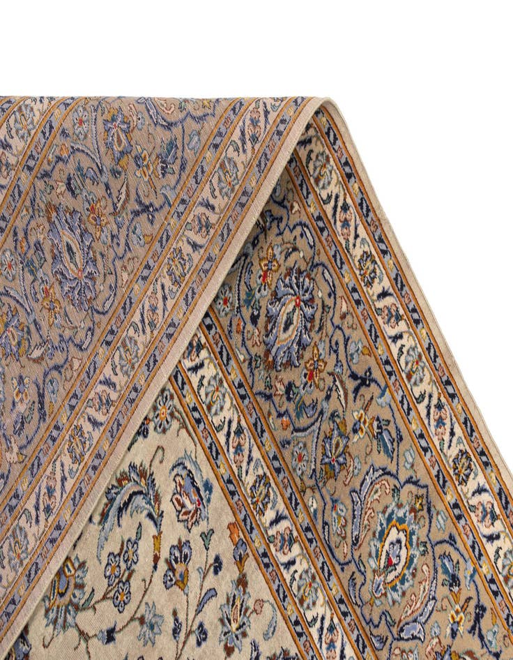 Detail image of  10' 6 x 13' 6 Kashan Wool Rug