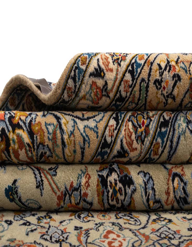 Detail image of  9' 9 x 13' 3 Kashan Wool Rug