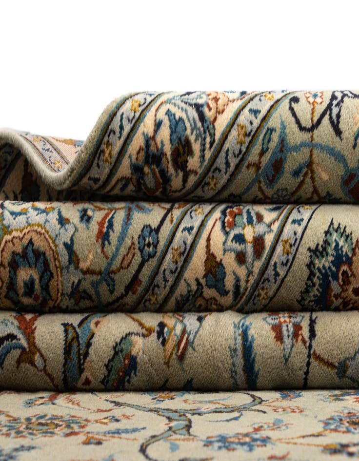 Detail image of  9' 11 x 13' 7 Kashan Wool Rug