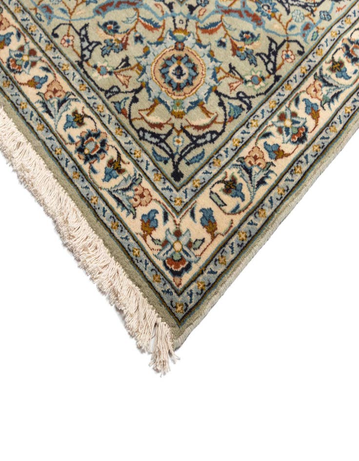 Detail image of  9' 11 x 13' 7 Kashan Wool Rug