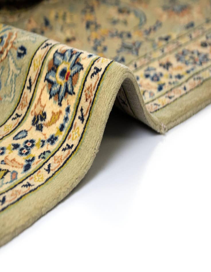 Detail image of  9' 1 x 13' 3  Hand Knotted Kashan Persian Wool Rug