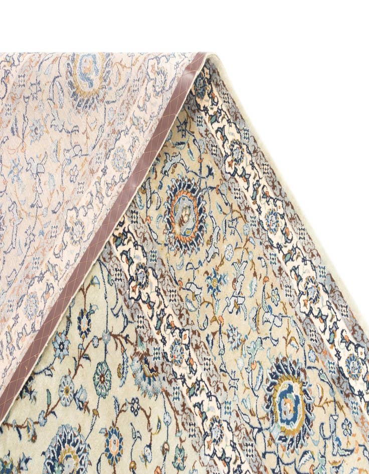 Detail image of  12' 2 x 17' 5 Kashan Rug