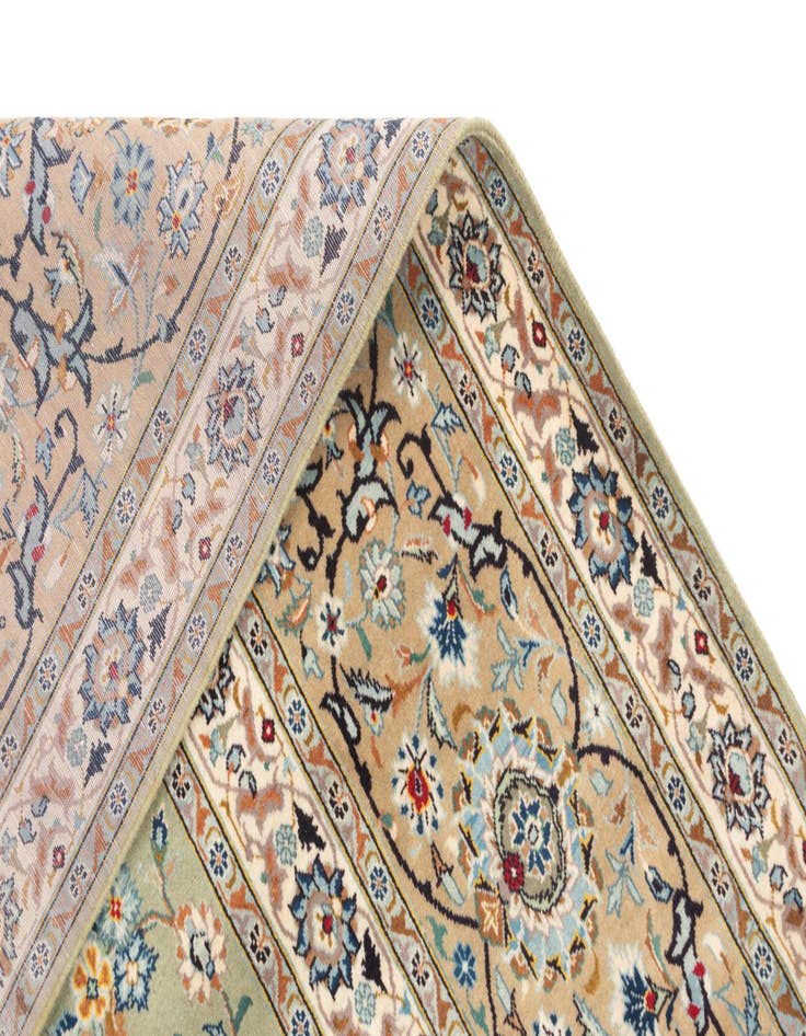 Detail image of  11' 2 x 16' 5 Kashan Rug