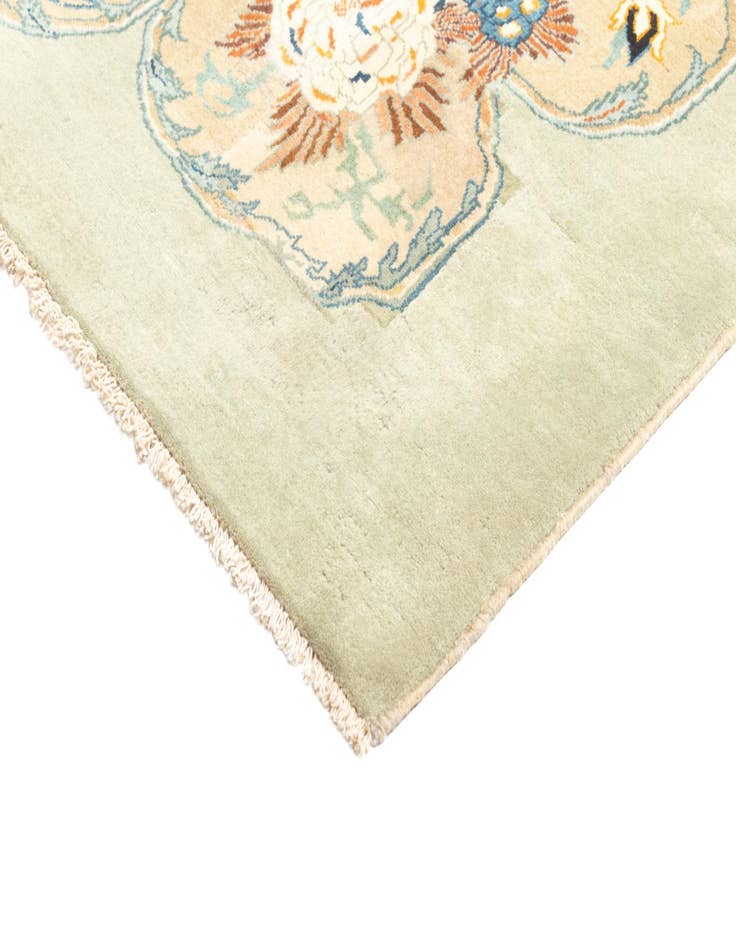 Detail image of  10' 8 x 13' 11 Kashan Rug