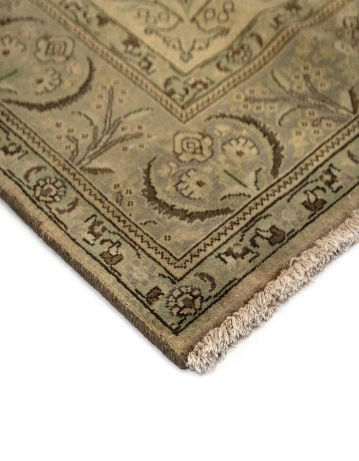 Detail image of  6' 11 x 10' 3  Hand Knotted Kashmar Persian Wool Rug