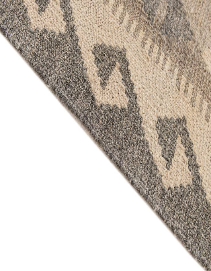 Detail image of  7' x 9' 9  Hand Woven Kilim Maymana Wool Rug