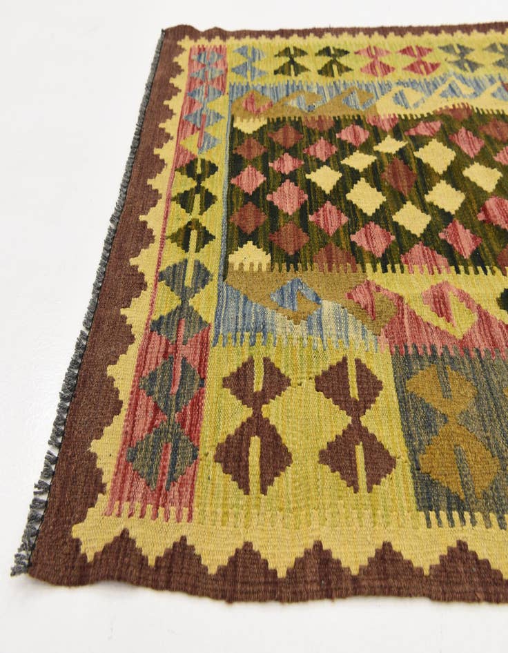 Detail image of  3' 6 x 5' 5  Hand Woven Kilim Maymana Wool Rug