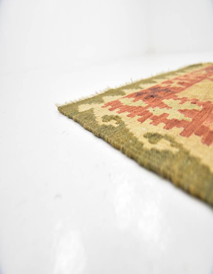 Detail image of  2' 6 x 4'  Hand Woven Kilim Maymana Wool Rug