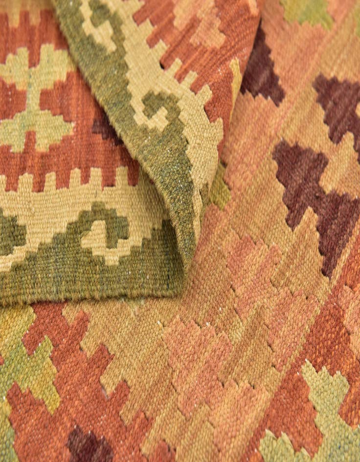 Detail image of  2' 6 x 4'  Hand Woven Kilim Maymana Wool Rug