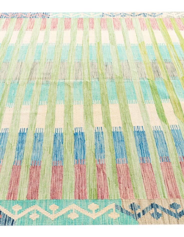Detail image of  6' 5 x 9' 10  Hand Woven Kilim Modern Wool Rug